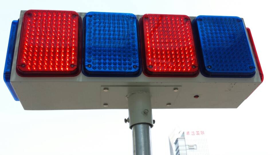 拓安定制爆闪灯 单模组134颗灯珠 红蓝爆闪 