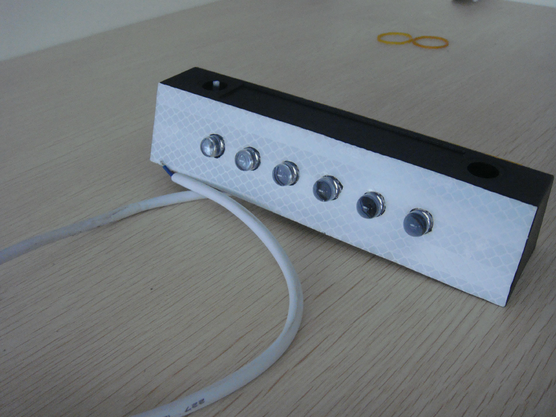 拓安梯形轮廓标  隧道轮廓标 双面12灯 颜色多选