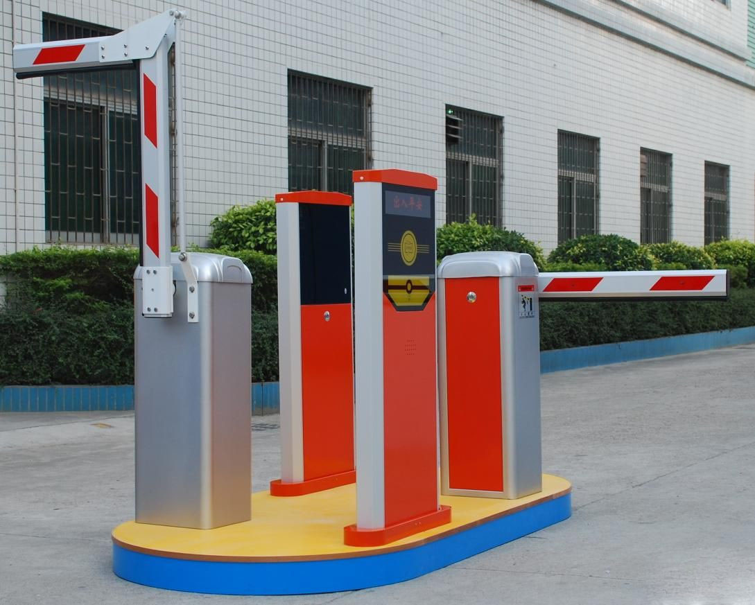 道闸停车场系统道闸、智能道闸、广告道闸、票箱
