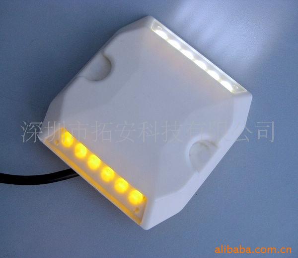 拓安塑料隧道诱导灯 隧道有源道钉
