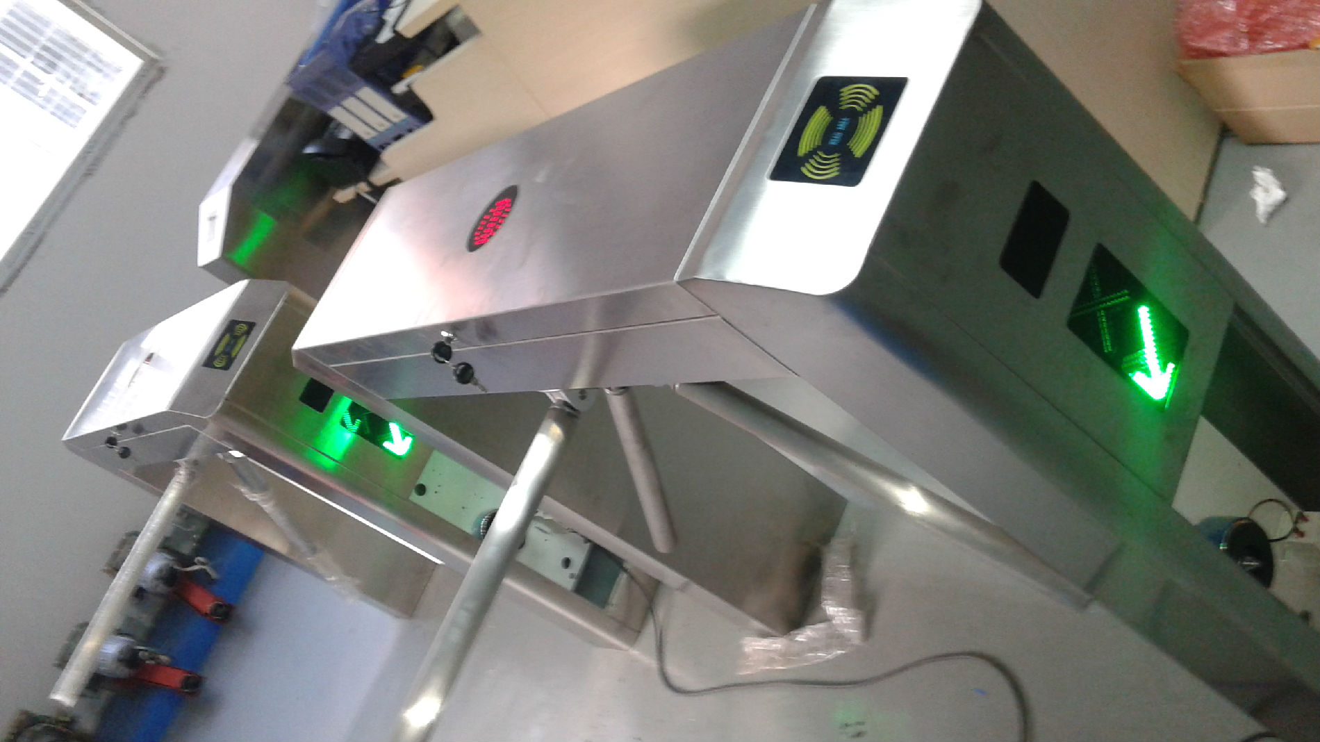 三辊闸,斜式三辊闸,豪华型三辊闸,圆角三辊闸