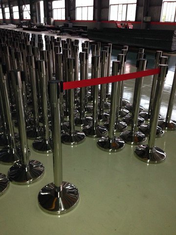 不锈钢伸缩护栏厂家|上海伸缩护栏价格