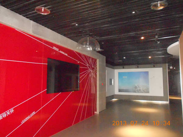 带你走进全新100寸/90寸/84寸高清4K显示器价格