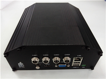 车载模拟百万高清 720P AHD DVR硬盘录像机