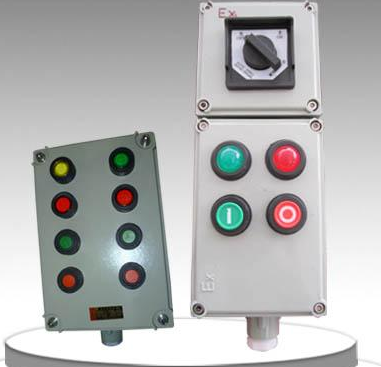 防爆操作箱是什么、由什么组成（启动、显示、控制，外壳+元件）  防爆按钮达到启动  数显表达到显示  开关主要控制