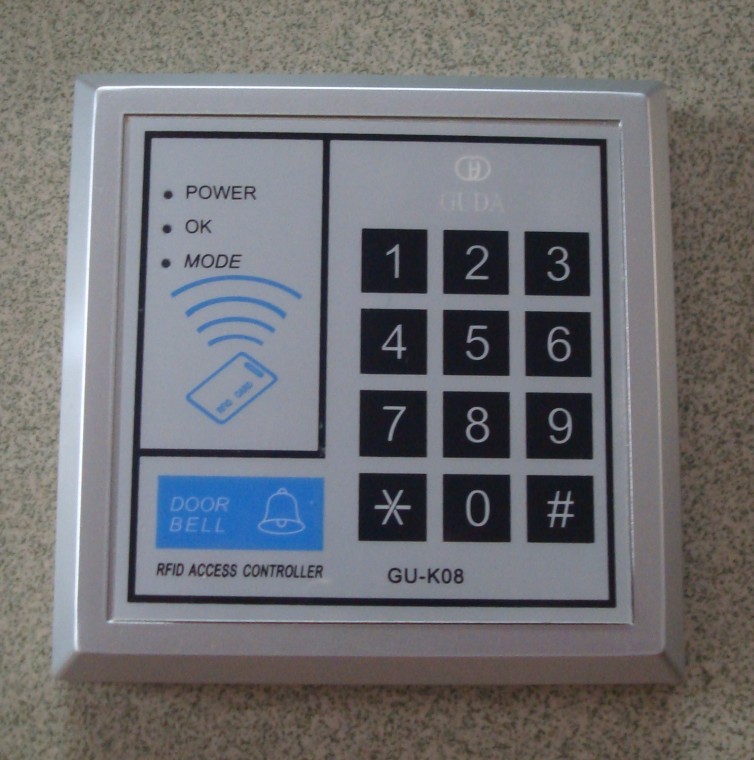 门禁控制系统使用方便，门禁机质量最佳