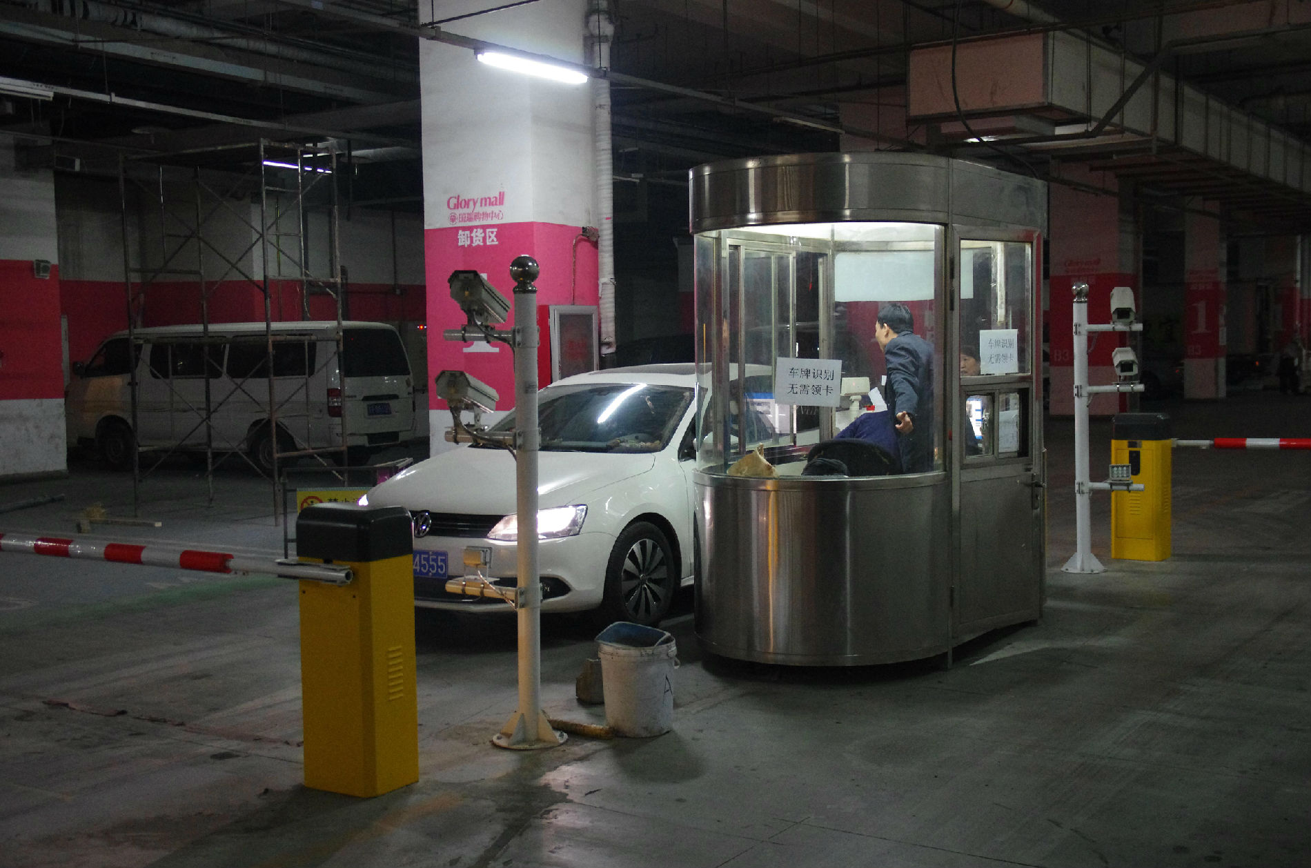 车牌识别系统质量保证，车牌识别十分畅销