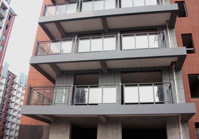 广东新钢阳台护栏厂家 深圳阳台护栏栏杆厂