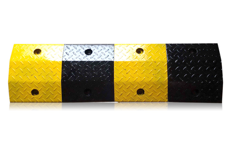 优质橡胶减速带批发 反光减速带报价