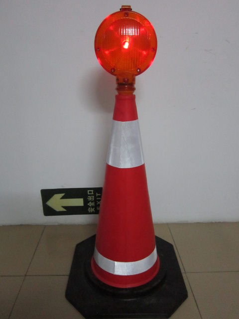 深圳手持式路锥顶灯厂家 安全警示灯 深圳交通设施