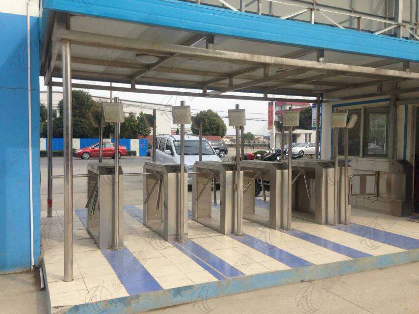 三辊闸车站案列