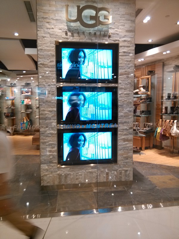 浙江22寸镶入式壁挂触摸一体机