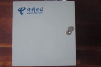 供应光分路器箱 光纤分支器盒 1分4 1分8插片式光分路器 盒式1分2 1分6分路器