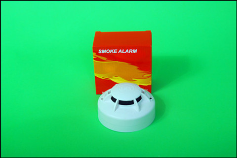 库房安装烟雾报警器