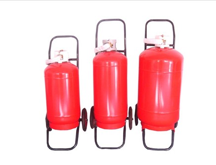 推车式水基型灭火器