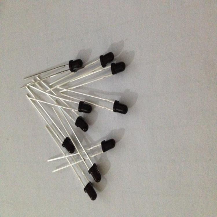 f3mm黑色胶体940nm红外灯灯 黑色LED红外灯