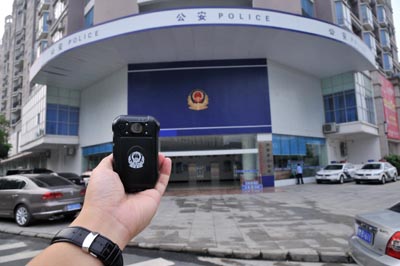 星辉高清双摄像头全新一代执法记录仪