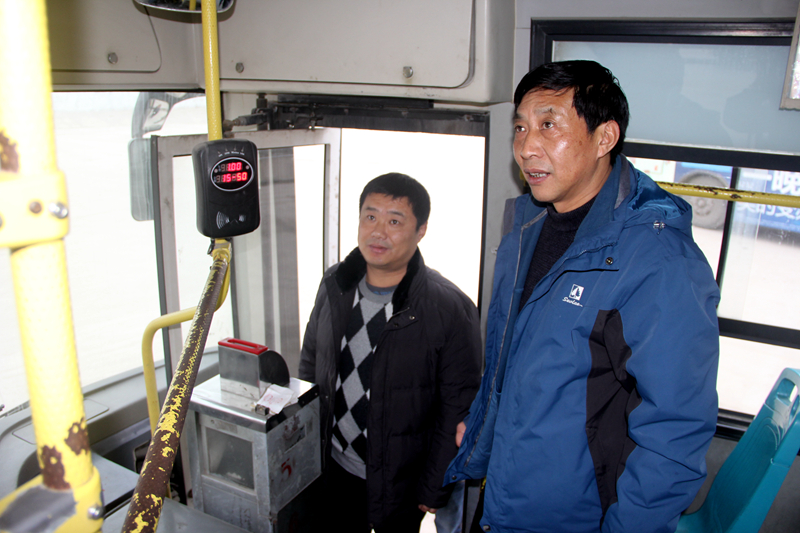 通勤巴士刷卡机,企业巴士收费机-