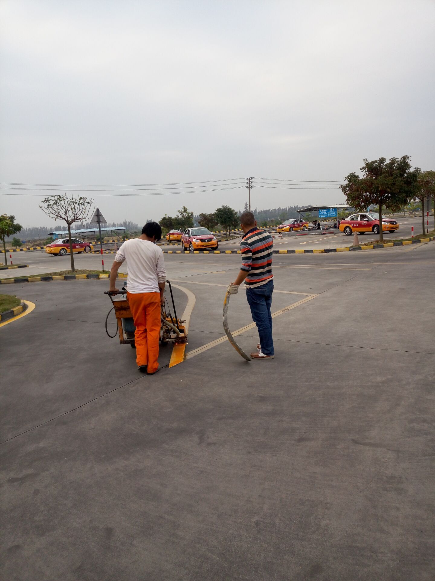 供应江门道路热熔划线