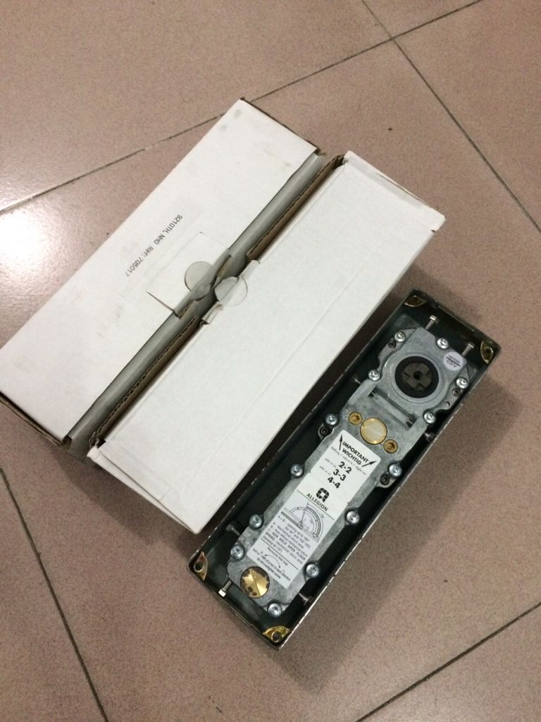 销售MUSTAD9210重型地弹簧