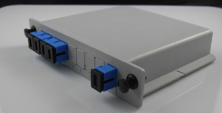 1分4 SC插片式光分配器 SC插卡式光分路器