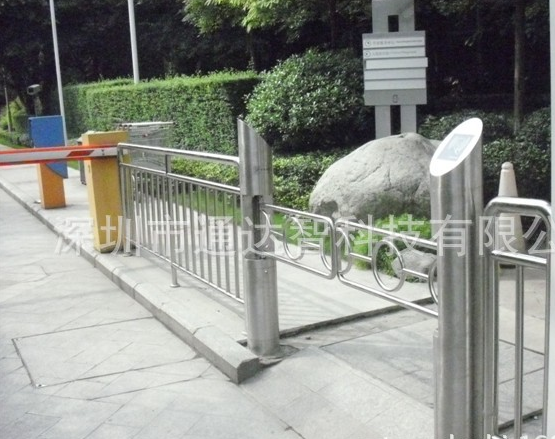 通达智TDZ-B122柱式刷卡摆闸,小区刷卡摆门