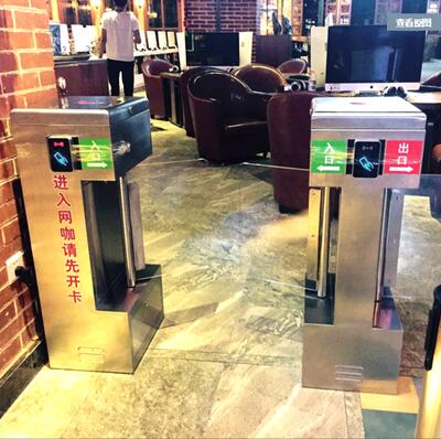 研腾身份证刷卡识别门禁 可读身份证信息门禁系统 免授权身份证门禁系统