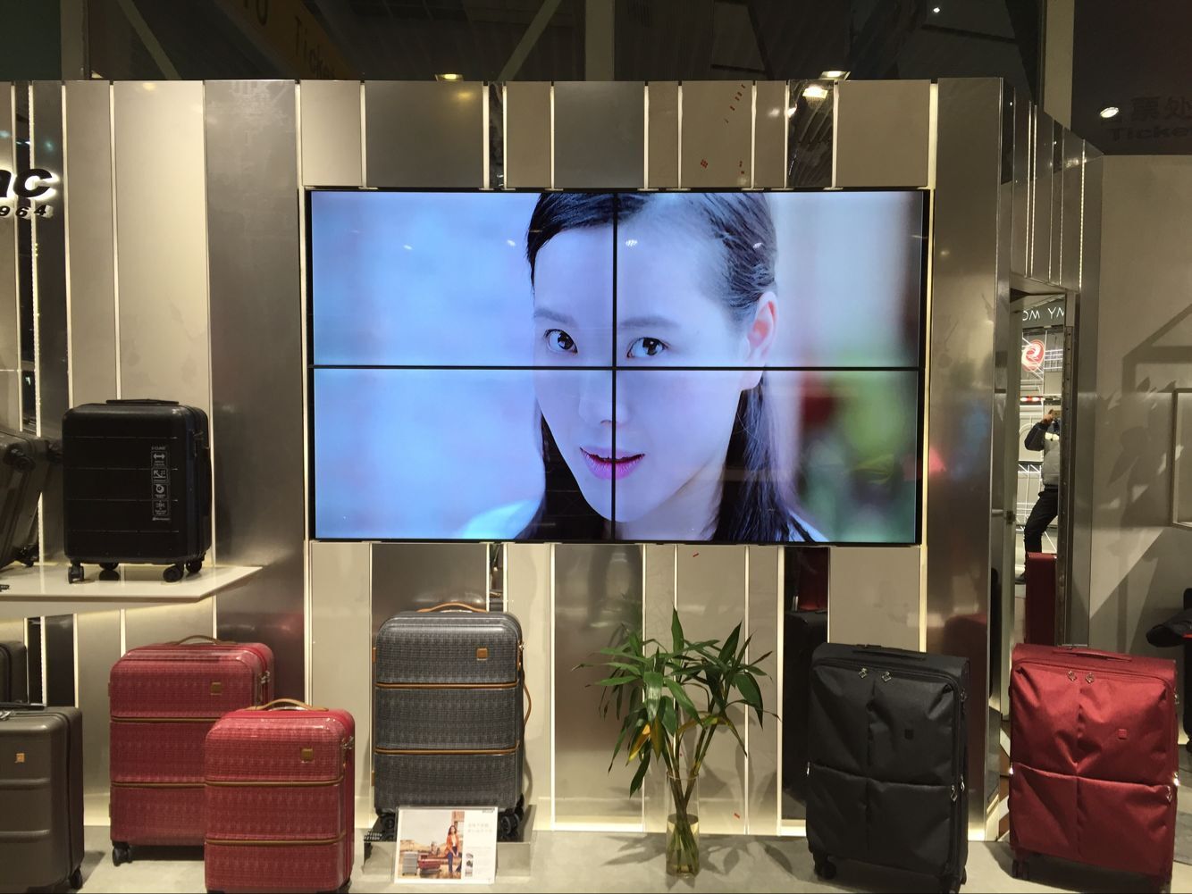 东山省拼接屏上门安装