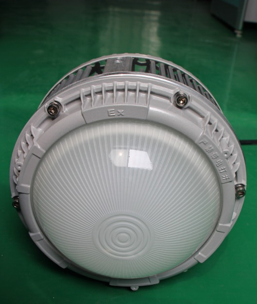 LED防爆泛光灯100W化工厂油库用LED防爆吊顶灯壁装灯