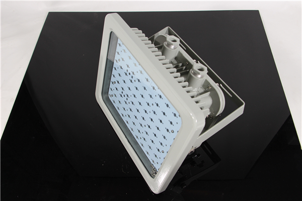 100W隔爆LED防爆灯加油站防爆灯GCD617