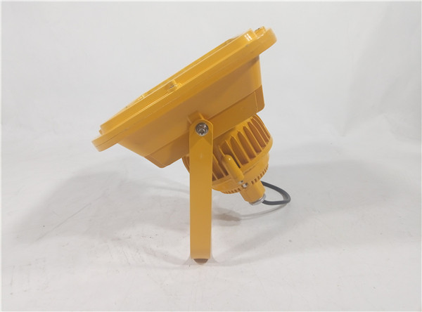 LED防爆投光灯60w70w80w壁式支架吸顶隔爆型泛光灯