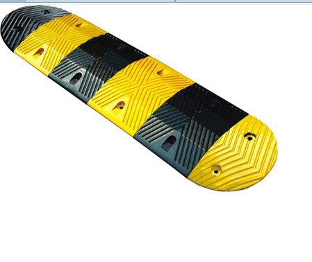 供应成都减速带厂家 自贡减速带报价 宜宾减速带批发