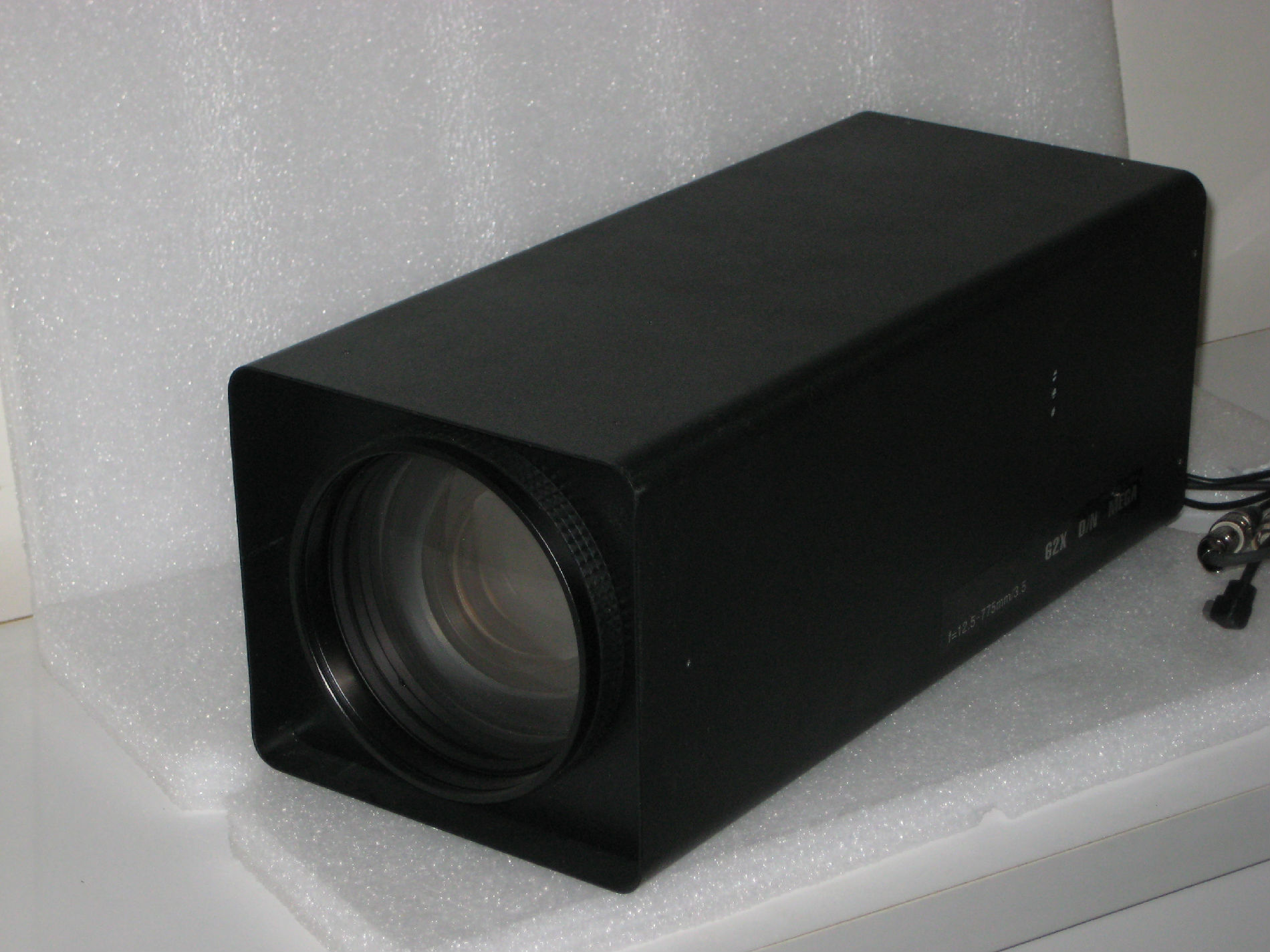 12.5-775mm62倍高清长焦监控镜头