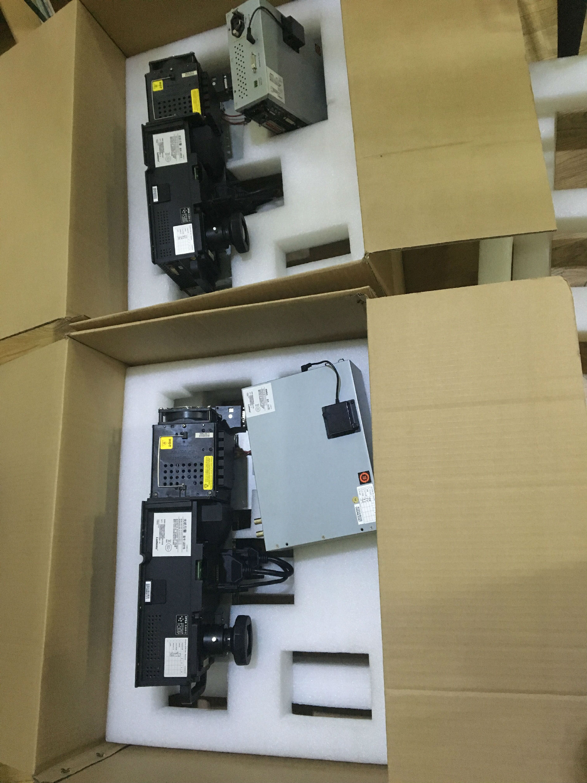 DLP大屏幕维修 DLP拼接屏维护 DLP显示屏保养设备