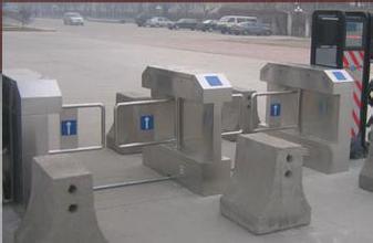 杭州菲廷科技有限公司桥式斜角摆闸