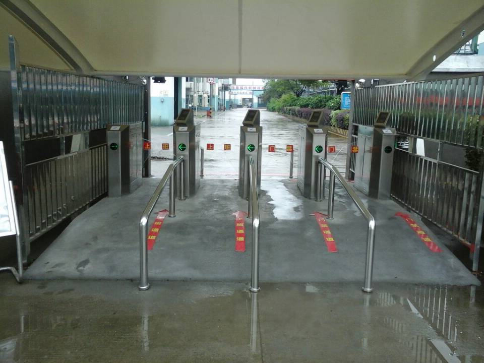 杭州菲廷科技有限公司八角全高平移闸