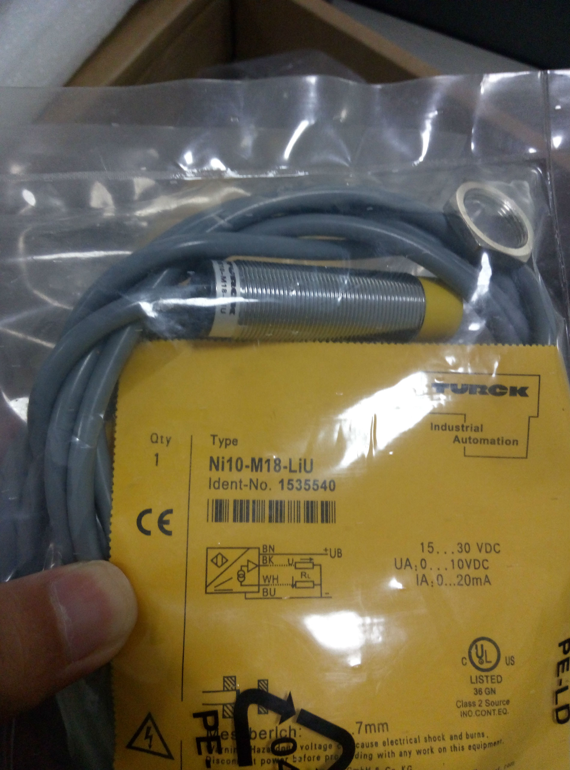 特价热卖图尔克接近开关NI100U-K90SR-VP4X2