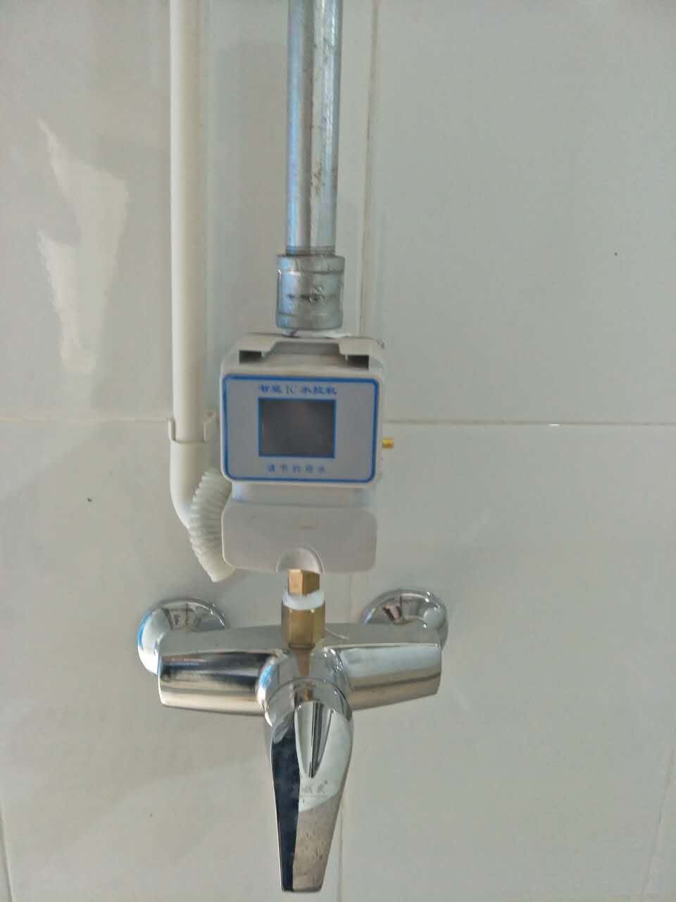 厂家供应彩屏IC卡水控机一体机刷卡计时计量热水表学校浴室淋浴控水器
