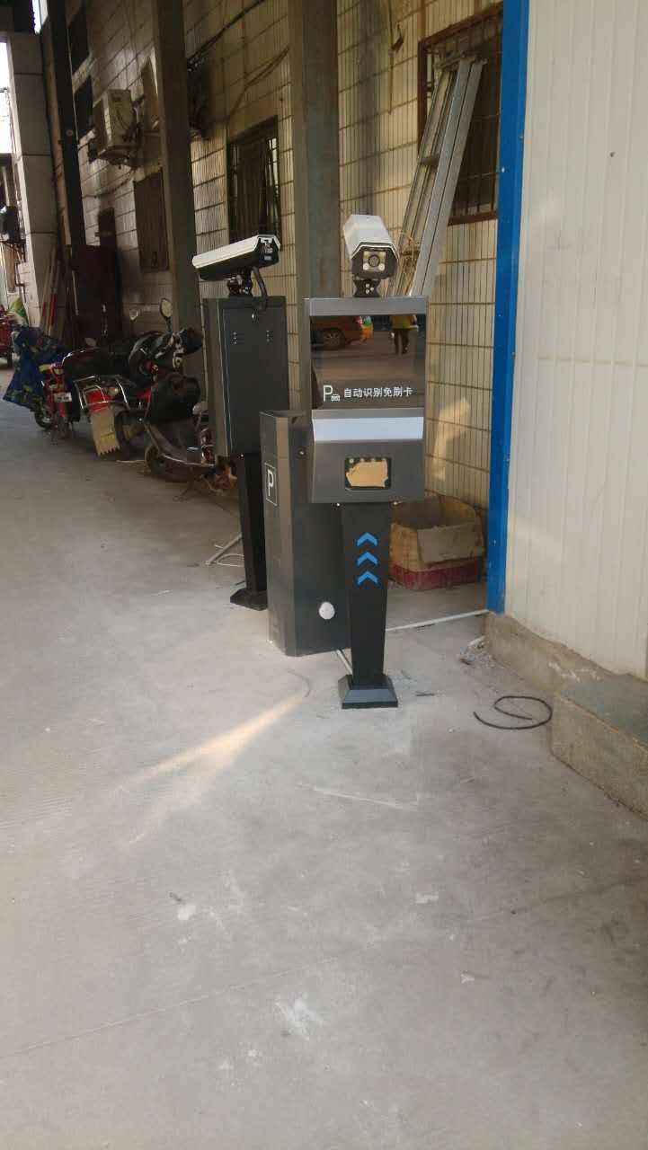 贺西安百成电子承接渭南富平灌溉局车牌识别系统