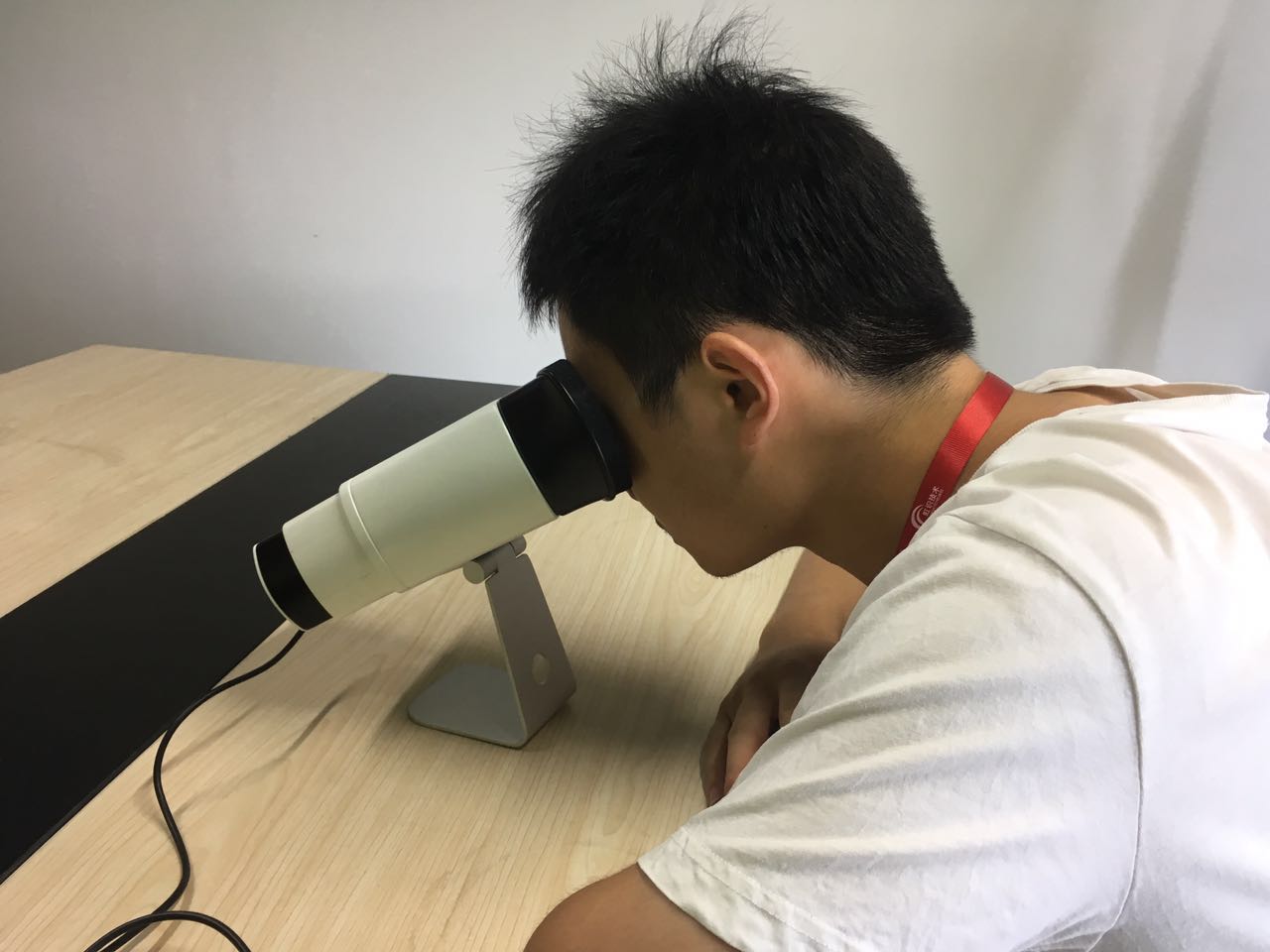 双目虹膜采集器