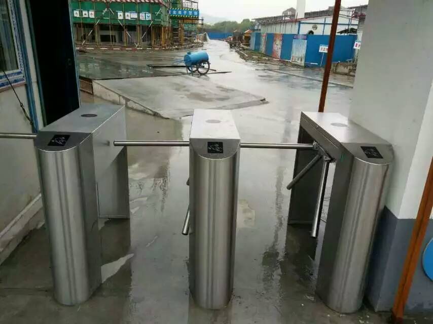 建筑工地门禁工地LED指纹身份证IC卡安全帽识别人行通道闸