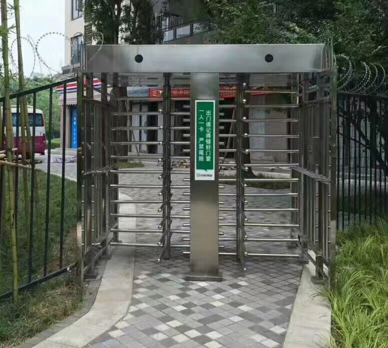 全高十字转门闸景区车站口智能刷卡全高闸 工厂全高十字旋转闸门深圳龙化厂家
