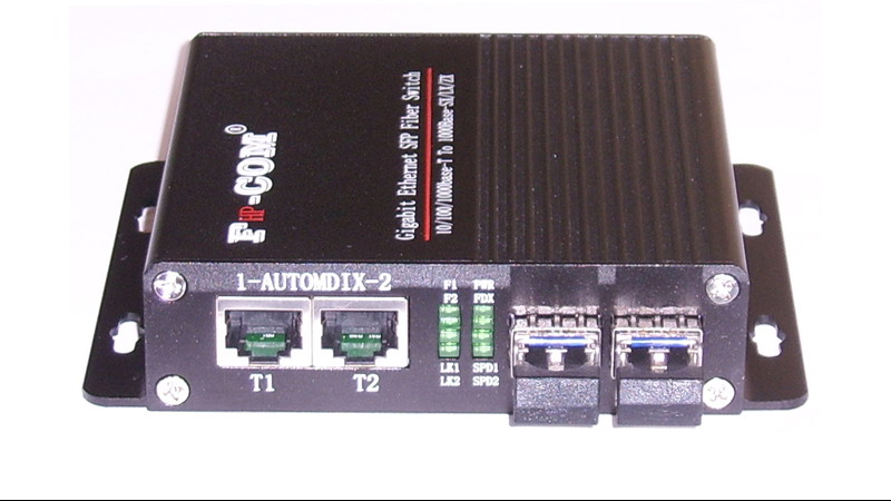 FHP-COM千兆两光两电交换机