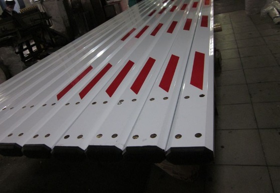 深圳道闸杆原厂供应安装