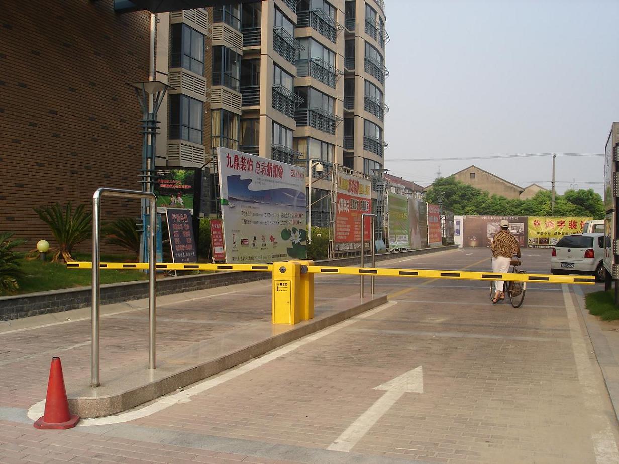 远距离车辆进出管理系统、停车场管理系统、远距离门禁系统