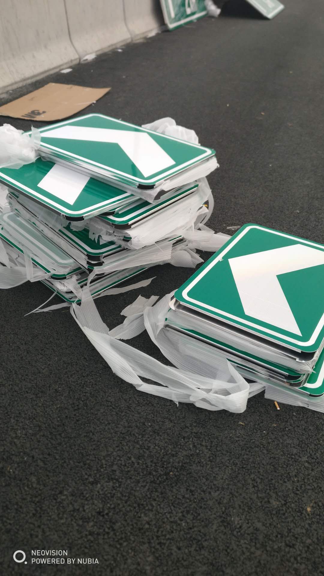 枣庄道路反光标志牌厂家，枣庄交通标识牌定做，枣庄施工标志牌加工