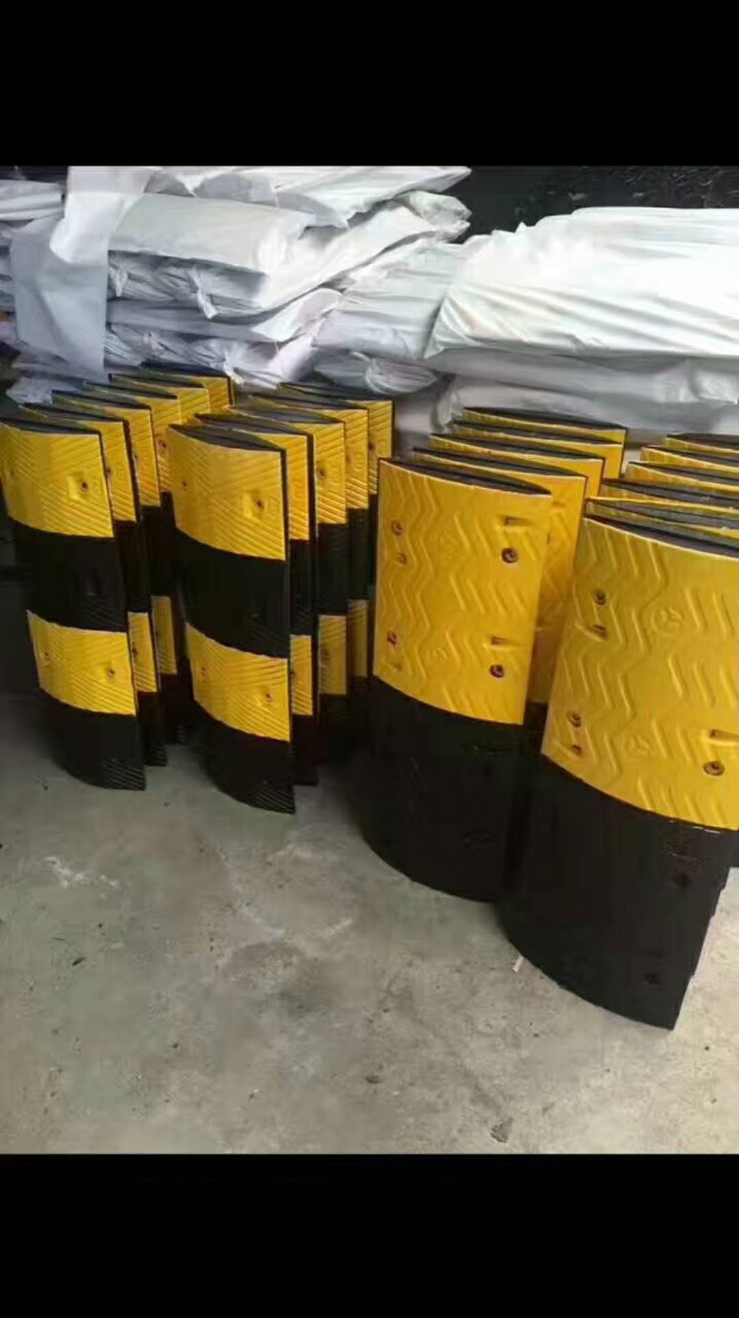 青岛铸钢减速带批发、胶州道路橡胶减速带厂家、莱西减速带