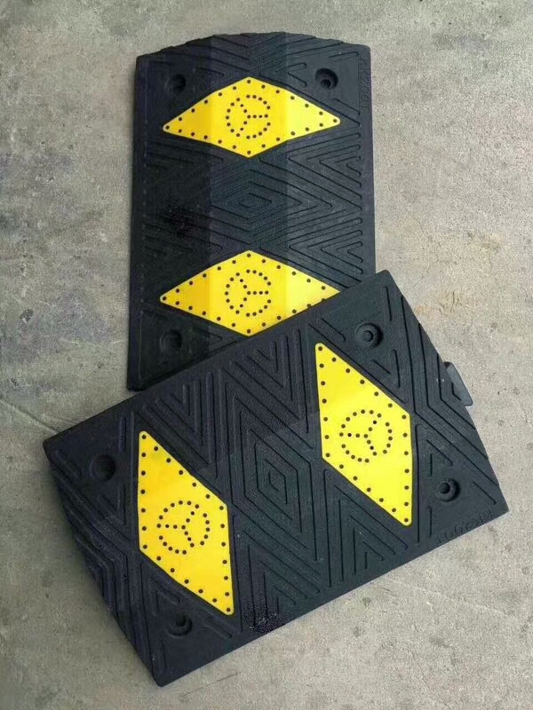 枣庄减速带生产厂家、滕州橡胶铸钢减速带批发价格