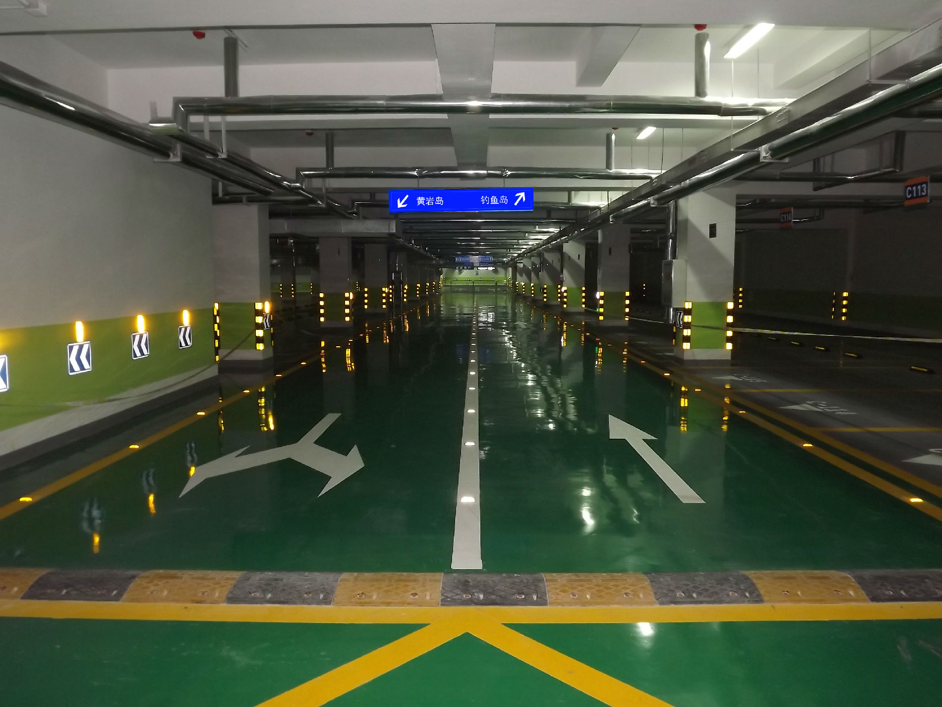 胶州道路车位划线厂家|平度停车场园区施工划线价格