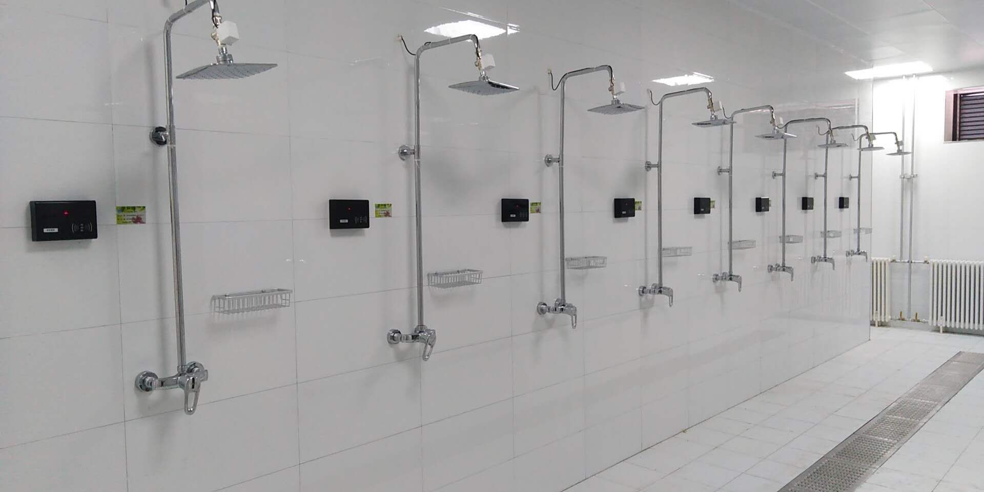 整体浴室安装洗浴节水器，浴室刷卡器
